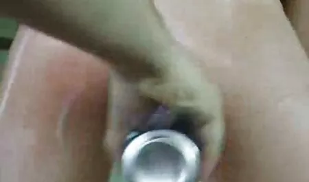 Shemale csábító Ferrari barna frufru egy nagy fasz a pov ingyen potno