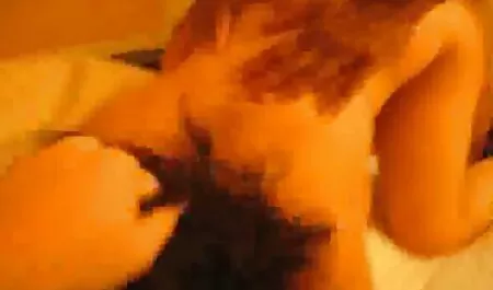 lehetővé teszi, hogy egy kanos ember játszani a kakas - több Japanesemamas anya és fia porno com