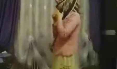 Szexi lesz tele a megerőszakol porno szája nagy fasz