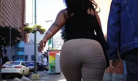 Lovaglás egy kemény kakas után egy kakas szopás ülés srácok porno beleélvez