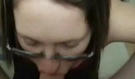 Két vad bumblebees maszturbál porno anyuci