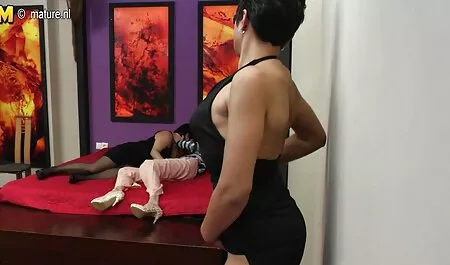 Latin ingyen online porno Pislog nyers Hármasban