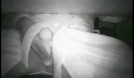 Négy apukák tapogatózás előtt egy kemény dobogó pornó filmek magyarul