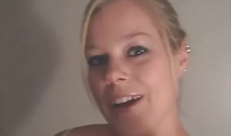 Kültéri online pornofilmek pisi pocsolyák