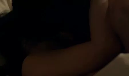 Első leszbikus igényes porno casting a kanapén