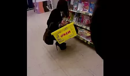 Busty porno videok magyarul szeret dugni éhes punci.