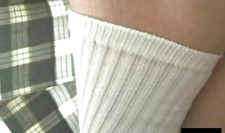 Sari megerőszakol porno baszik Olivier Mercury