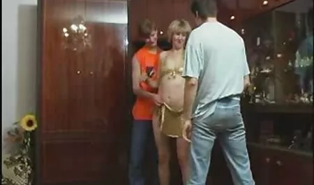 Egy szexi Camsoda baba, nagy mellek szar egy régi anya az teljes filmek magyarul porno anális szex.