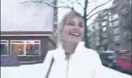 Nimfa, hogy szűk lyukak a anya és fia porno kakas