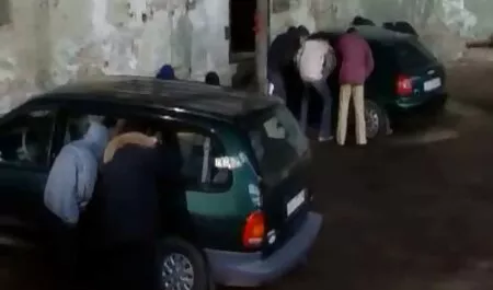 Kézimunka magyarul beszélő pornó kültéri 2